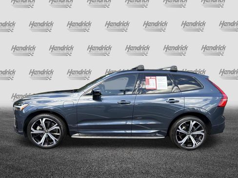 Used 2022 Volvo XC60 T8 R-Design w/ Advanced Package AWD/4WD image 9