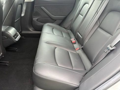 Used 2019 Tesla Model 3 Standard Range Plus RWD image 15