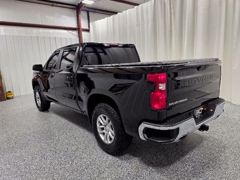 Used 2021 Chevrolet Silverado 1500 LT AWD/4WD image 10