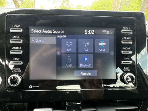 Used 2023 Toyota Camry SE image 26