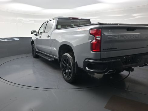 Used 2024 Chevrolet Silverado 1500 LT Trail Boss w/ Convenience Package II AWD/4WD image 5