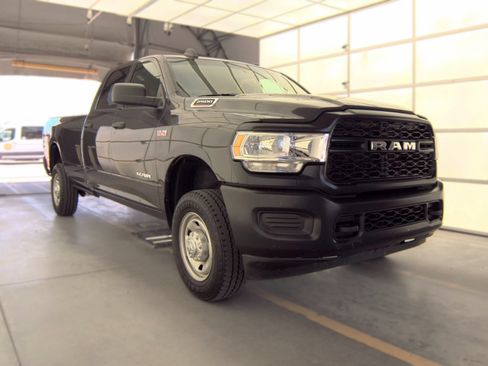 Used 2021 RAM 2500 Tradesman AWD/4WD image 2