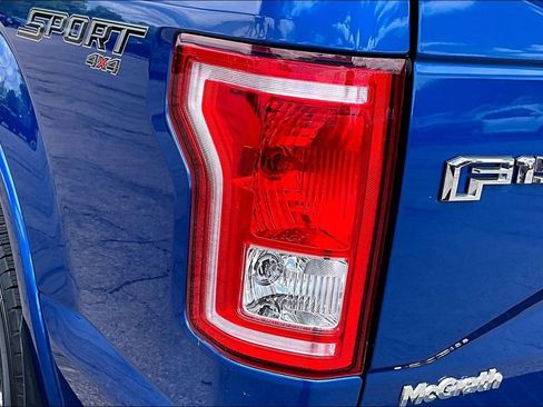 Used 2017 Ford F150 XLT w/ Equipment Group 302A Luxury AWD/4WD image 27