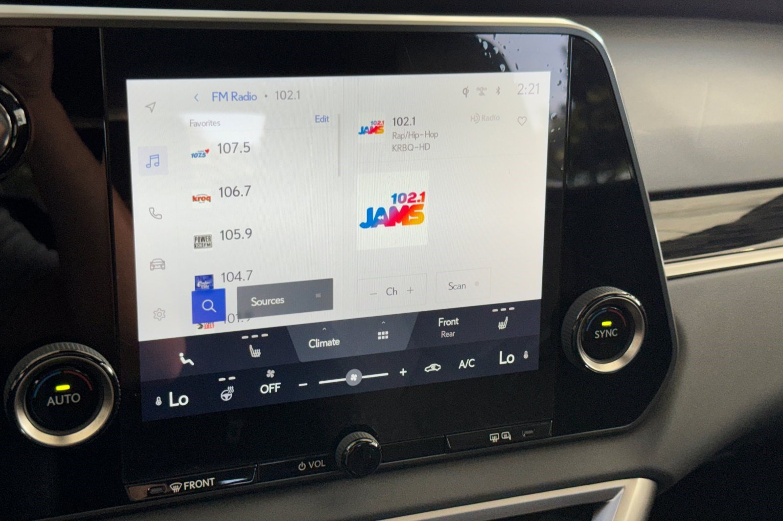 Certified 2025 Lexus RX 350 FWD w/ Technology Package image 24