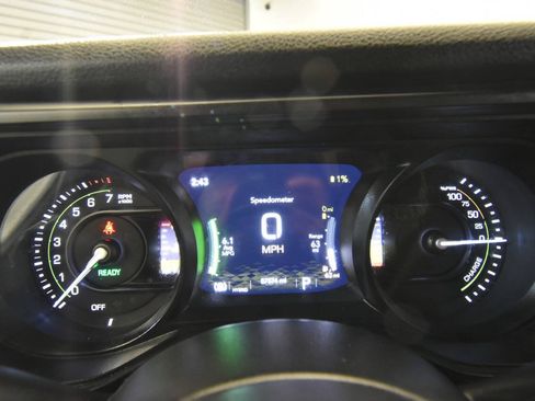 Used 2024 Jeep Wrangler Unlimited AWD/4WD image 38