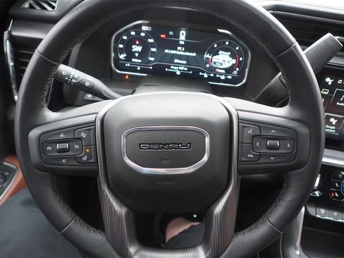 Used 2025 GMC Sierra 3500 Denali Ultimate image 32