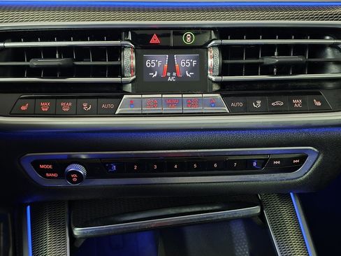 Used 2022 BMW X5 xDrive40i w/ M Sport Package image 24