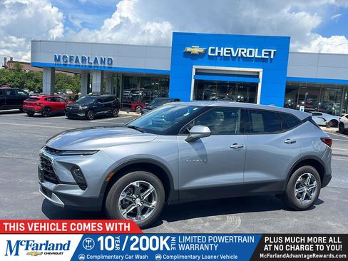 Used 2025 Chevrolet Blazer LT AWD/4WD image 1