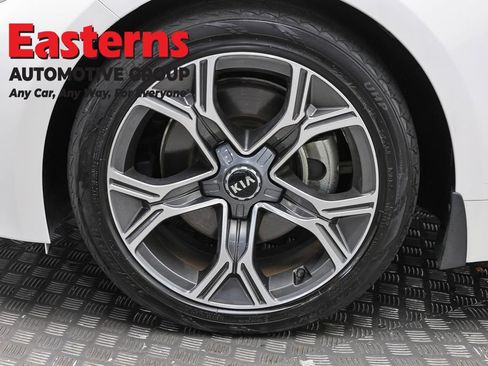 Used 2020 Kia Stinger GT-Line w/ Sun & Sound Package RWD image 33