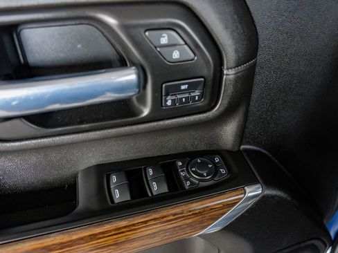 Used 2021 Chevrolet Silverado 3500 High Country image 46