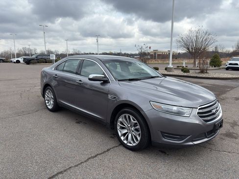Used 2014 Ford Taurus Limited image 8