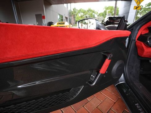 Used 2015 Ferrari 458 Speciale A RWD image 44