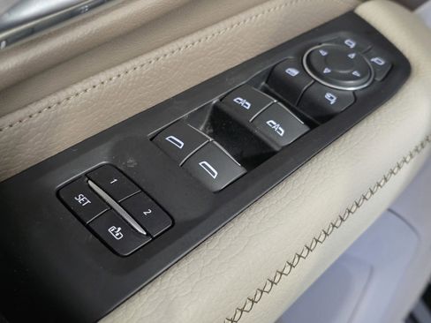 Used 2023 GMC Yukon Denali w/ Max Trailering Package image 22