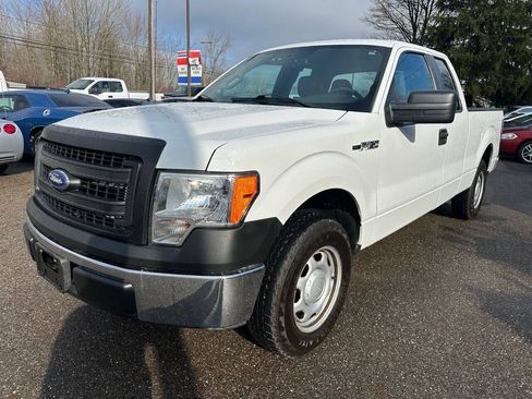 Used 2013 Ford F150 XL w/ Mid Equipment Group RWD image 2
