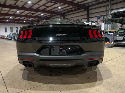 Used 2024 Ford Mustang GT Premium image 7