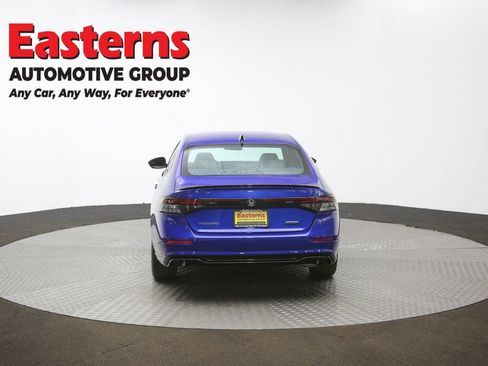 Used 2025 Honda Accord Sport image 37