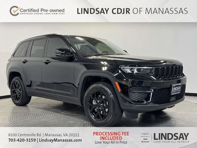 Used 2025 Jeep Grand Cherokee Altitude