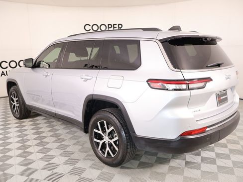 Used 2024 Jeep Grand Cherokee L Limited w/ Luxury Tech Group II AWD/4WD image 24