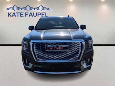 Used 2021 GMC Yukon Denali w/ Denali Premium Package AWD/4WD image 2