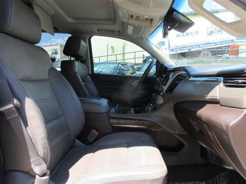 Used 2016 GMC Yukon Denali w/ Open Road Package AWD/4WD image 37