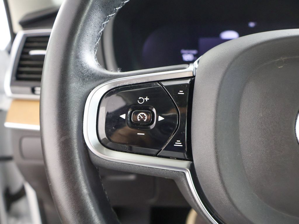Used 2024 Volvo XC90 B6 Plus w/ Protection Package Premier AWD/4WD image 47