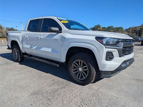 Used 2023 Chevrolet Colorado LT w/ LT Convenience Package image 2