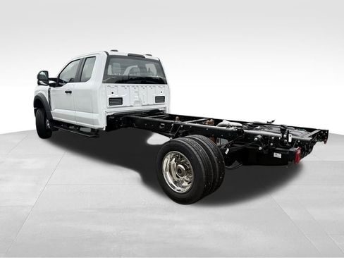 New 2026 Ford F450 XL image 2