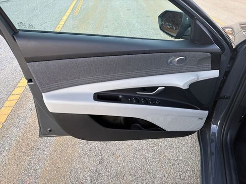 New 2026 Hyundai Elantra Limited image 14