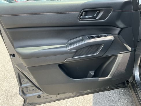Used 2023 Nissan Pathfinder Rock Creek AWD/4WD image 18