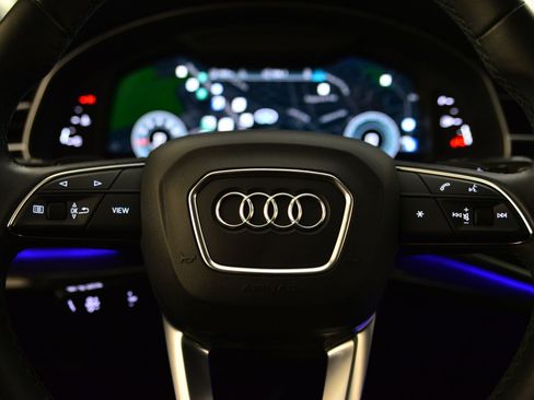 Used 2023 Audi Q7 2.0T Premium Plus w/ Premium Plus Package image 14