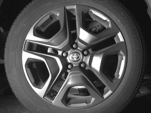 Used 2024 Toyota RAV4 Adventure AWD/4WD image 15