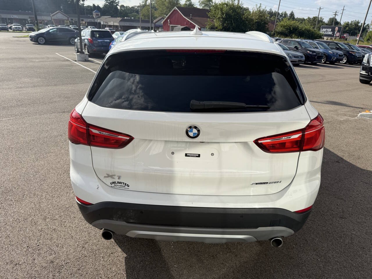 Used 2018 BMW X1 xDrive28i w/ Premium Package Essential AWD/4WD image 10