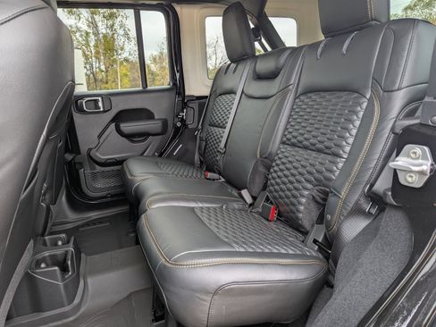 New 2026 Jeep Wrangler Unlimited Sport AWD/4WD image 19