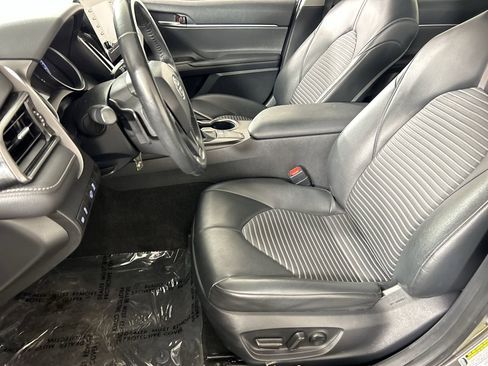 Used 2023 Toyota Camry SE image 20