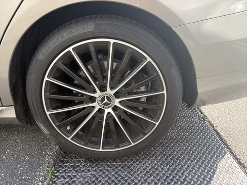 Certified 2019 Mercedes-Benz C 300 Sedan image 5