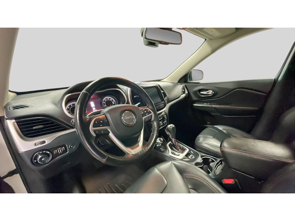 Used 2016 Jeep Cherokee Trailhawk w/ Comfort/Convenience Group AWD/4WD image 11