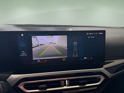 Used 2024 BMW M2 w/ Lighting Package image 30