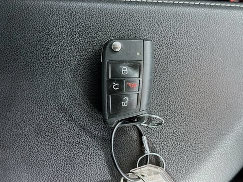 Used 2025 Volkswagen Jetta S FWD image 36