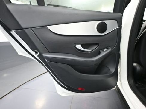 Used 2019 Mercedes-Benz GLC 300 image 37