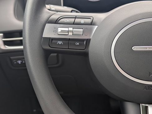 Used 2025 Hyundai Santa Cruz SE image 21