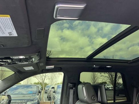 Certified 2025 Cadillac Escalade Sport Platinum image 28