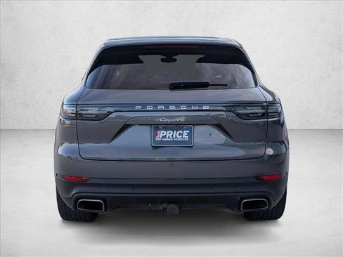 Used 2023 Porsche Cayenne AWD/4WD image 6