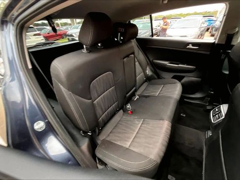 Used 2020 Kia Sportage LX image 17