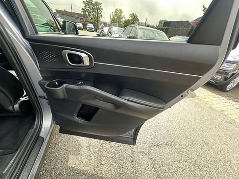 Used 2024 Kia Sorento S w/ Panoramic Sunroof Package AWD/4WD image 32