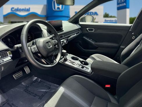 Used 2025 Honda Civic Sport image 13