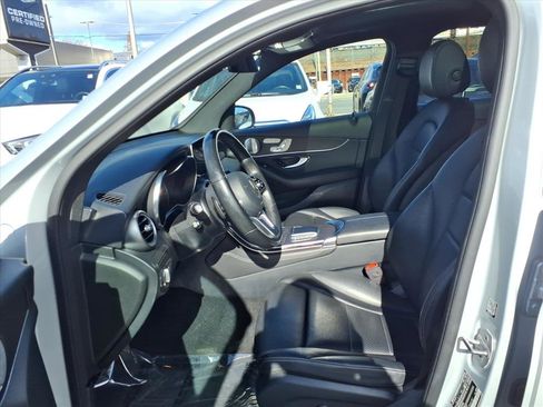 Used 2020 Mercedes-Benz GLC 300 4MATIC image 20
