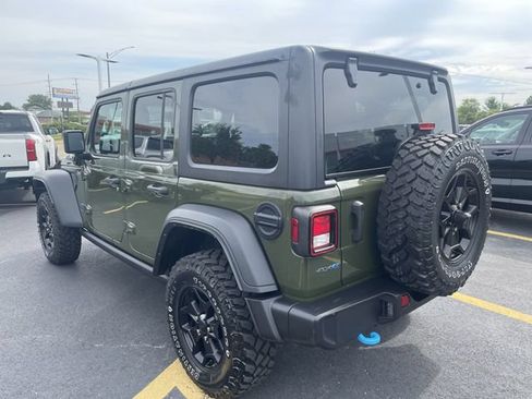 Used 2023 Jeep Wrangler Unlimited w/ Cold Weather Group AWD/4WD image 31