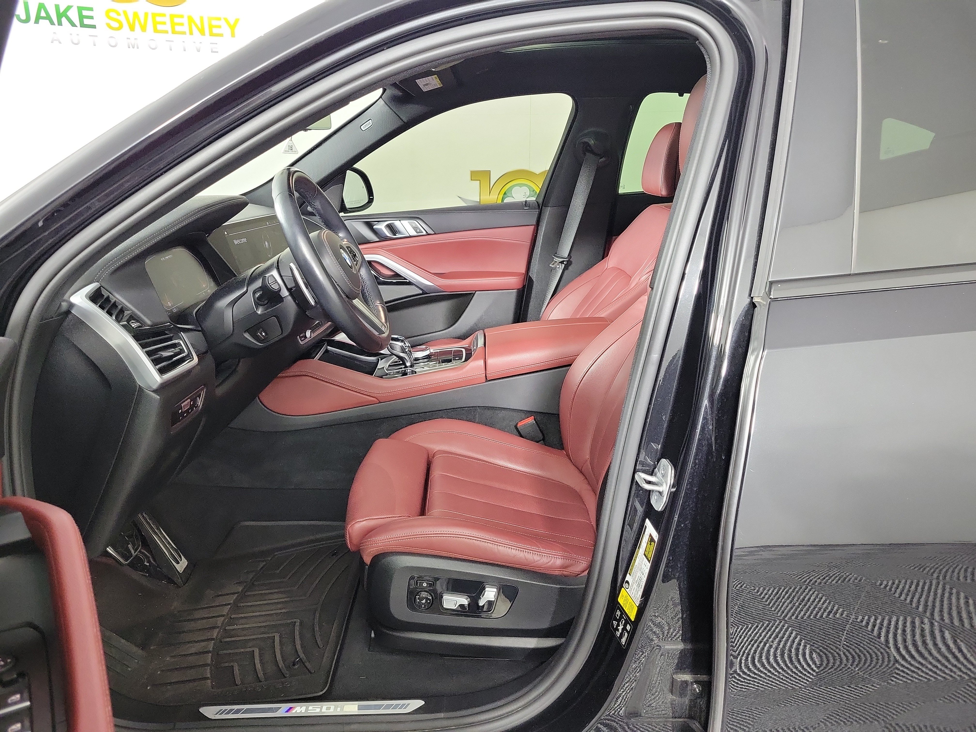 Used 2022 BMW X6 M50i w/ Premium Package AWD/4WD image 5