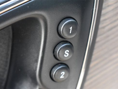 Used 2015 Chrysler 200 C w/ Navigation & Sound Group I image 23