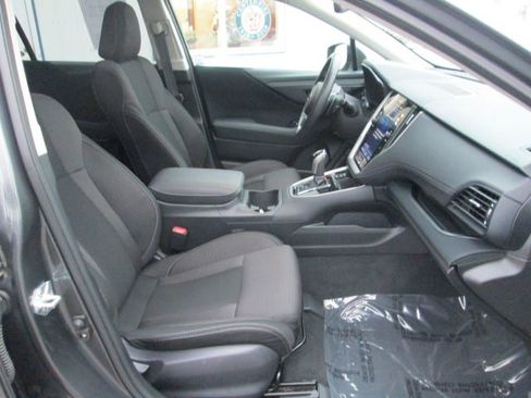 Used 2025 Subaru Outback Premium image 14
